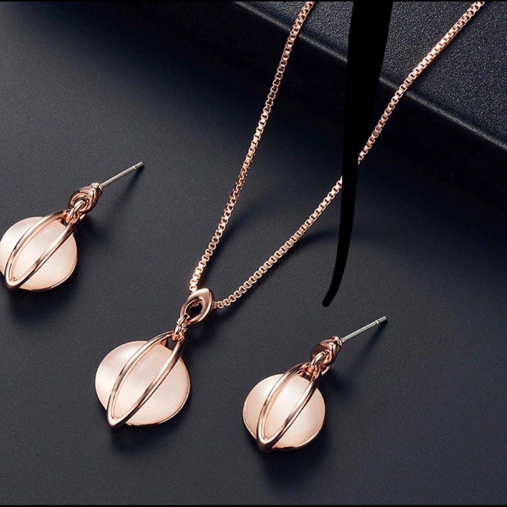 Rose Gold matching necklace and earrings